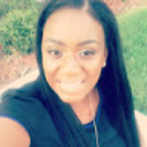 Meet your Posher, Donesha